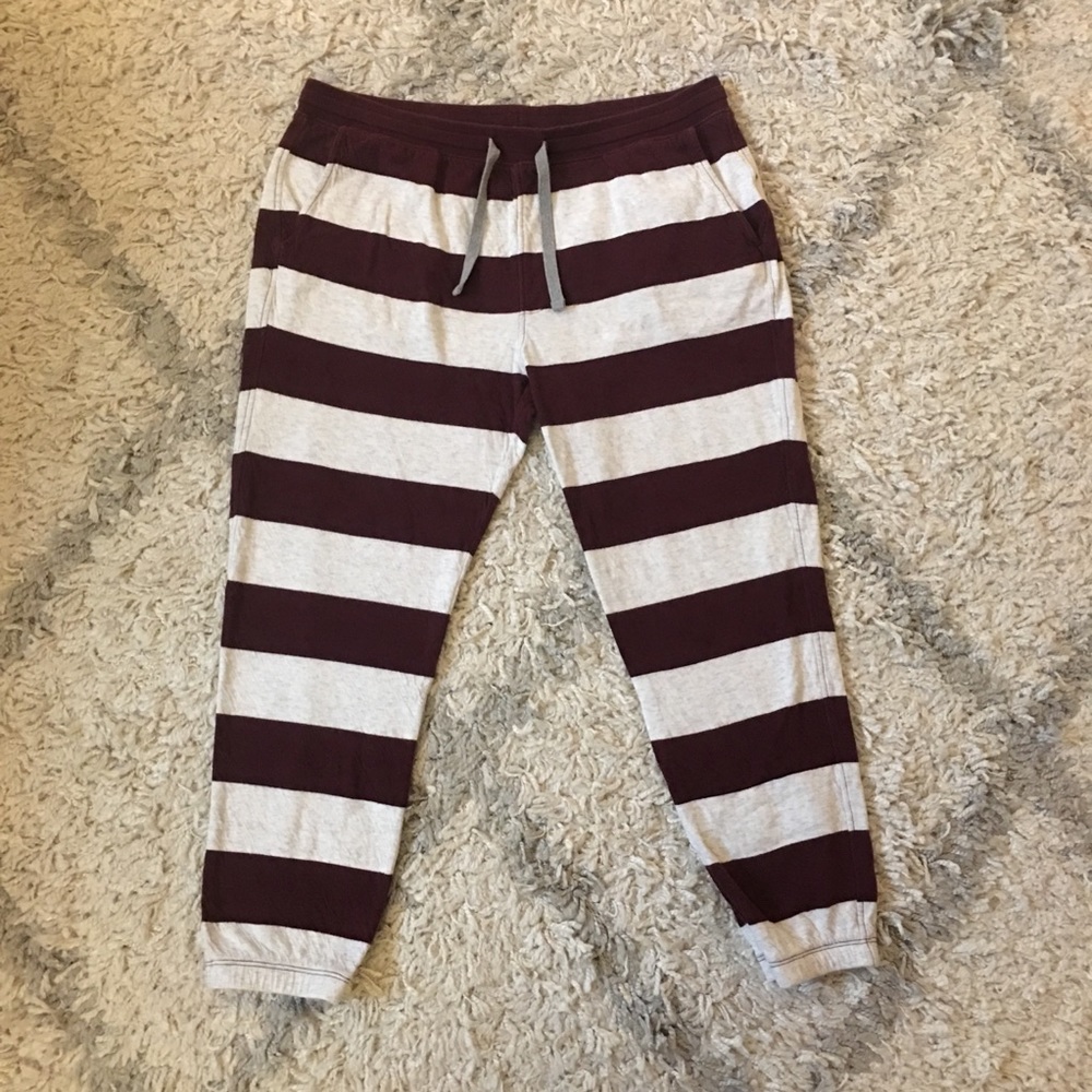 GAP sweatpants. Men’s Large. Maroon/Grey.